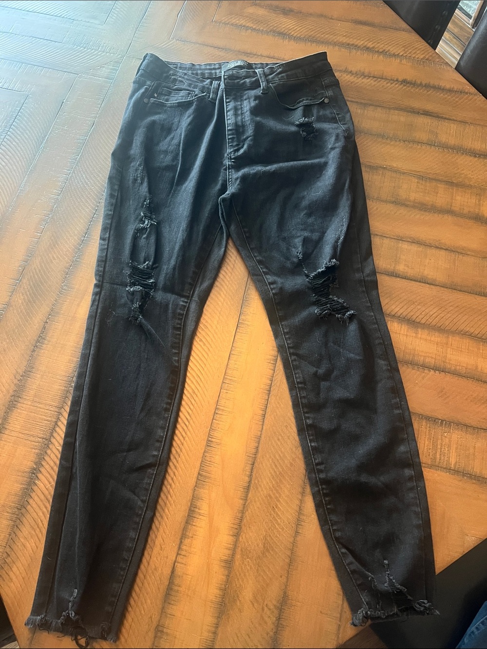 Judy Blue Women’s Black Ripped Skinny Jeans size 15